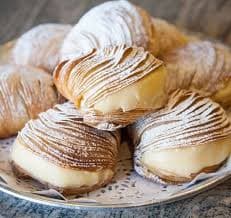 Sfogliatelle